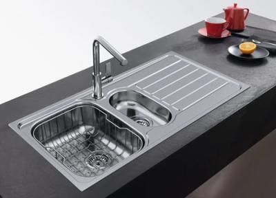 Franke Spark SKX 651 jeden a půl nerezový dřez s odkapávačem oboustranný 101.0315.546
