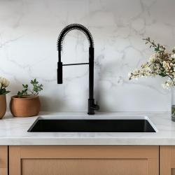 Waterevolution Flow semi-profesionální kuchyňská baterie matná černá s pružinovým sloupkem T157PR
