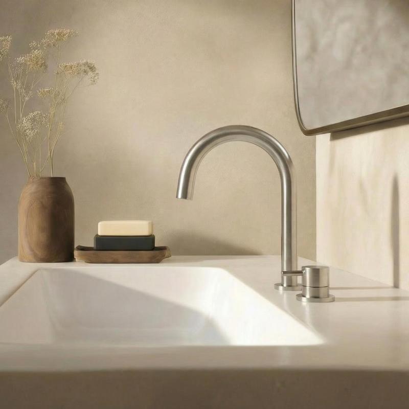 Waterevolution Flow 2-otvorová baterie na umyvadlo z nerezové oceli s nízkým U výtokem 200 mm T1121UIE