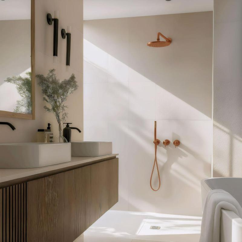 Waterevolution Flow vestavěná sprchová sada s termostatem, dešťovou sprchou a ruční sprchou v kartáčované mědi PVD