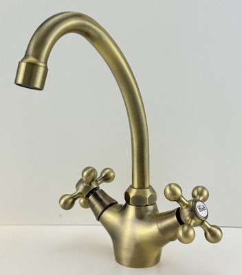 AquaTrimo Vivaldi nostalgická kuchyňská baterie bronz 21VV7067BN
