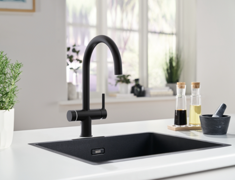 Franke Maris vodní hub 4L bojler 3-1 s dotykovou elektronickou kohoutkem na vařící vodu matná černá s bypassem vodního hubu 1208957950