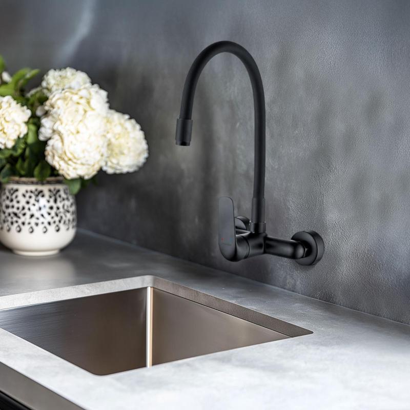 Aquatrimo Chopin nástěnná baterie s vysokým flexibilním výtokem matná černá 21CP8462SW