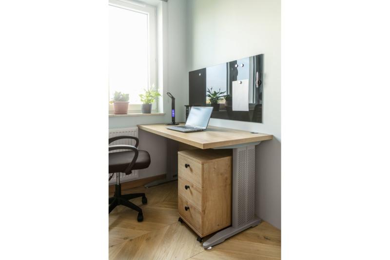 Decor Stolní Lampa LINEAR 7W 420lm AC220-240V 3-CCT 5-stupňové stmívání PF>0 5 RA>80 černá 1208962501