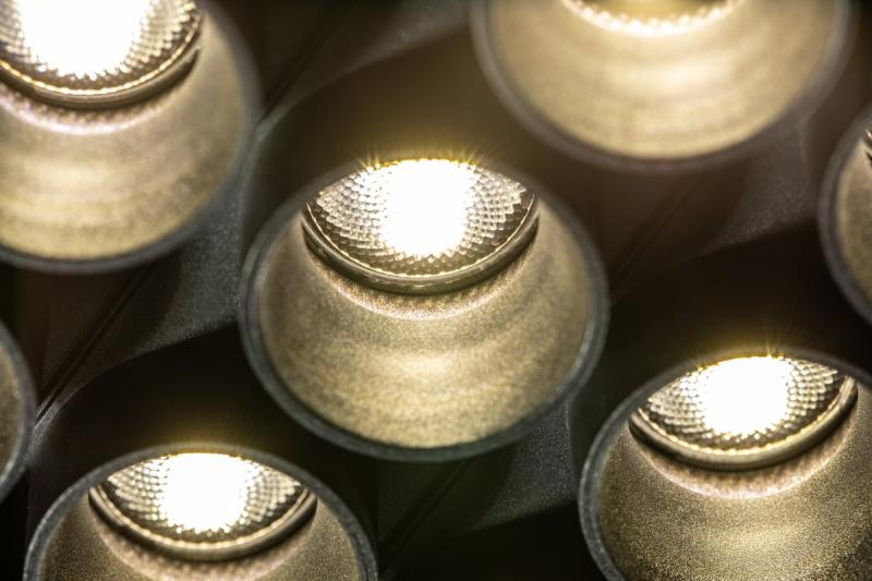 Decor LED svítidlo ARTEMIDA 20W 1920lm AC220-240V 50/60 Hz PF>0,9 Ra≥80 IP20 IK08 4000K 38° čtvercové bílé. 1208962641