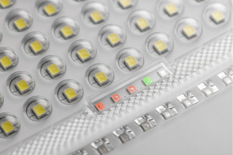 Solární LED reflektor BRAVOS, 150W, 1500lm, 6400K, IP65, 120°, solární panel, dálkové ovládání, 3y 1208962682