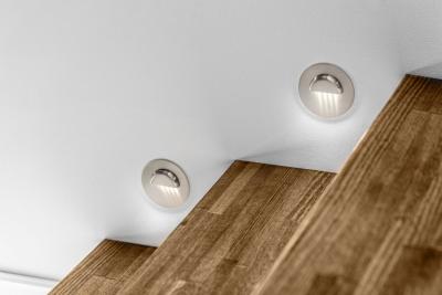 Dekorativní LED schodišťové svítidlo ESCADA OA DC12V s kulatým průhledným krytem, 0,8 W, 70 lm, 4000 K, nerezová ocel, kabel 150 cm