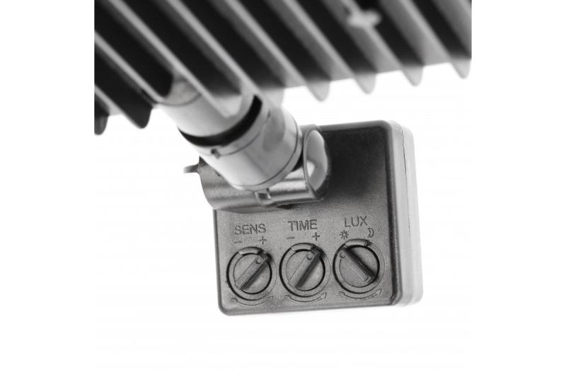 LED reflektor iNEXT s pohybovým senzorem 30 W 2400 lm, PF > 0,9, RA > 80, IP65, 120°, 6400 K, černé tělo 1208962860