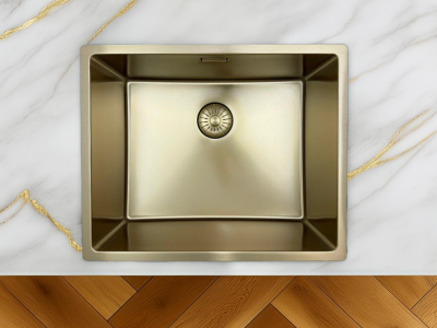 Pure.Sink Prestige dřez 50x40 cm PVD zlato 10mm radius pro spodní montáž, plochou montáž a horní montáž PPG5040-60