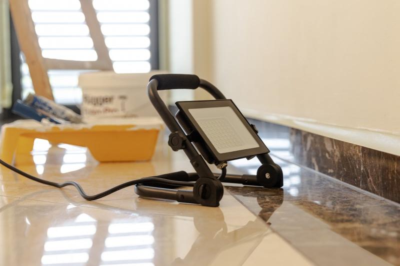 NELI Přenosný reflektor, LED, 30W, 2700lm, 6400K, AC220-240V, IP65, 1.5m kabel