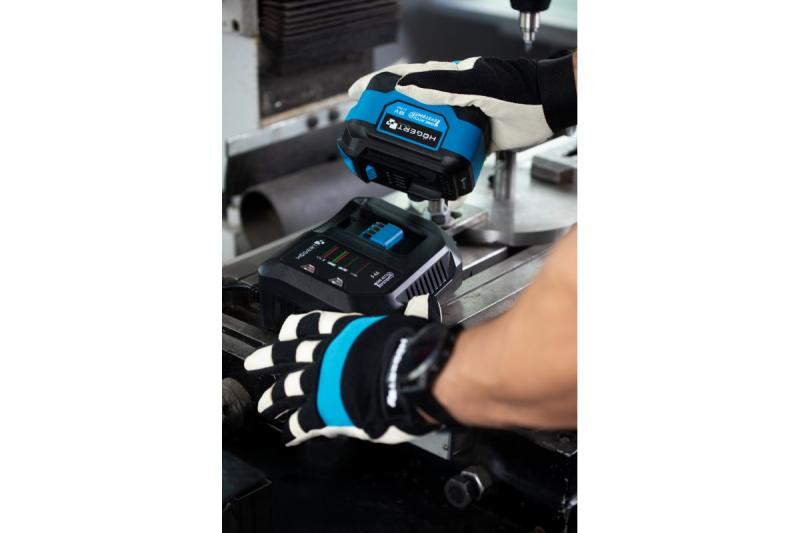 HÖGERT rychlonabíječka pro baterii 6A 18V