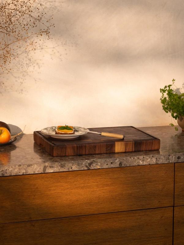 Woodsea Woodstone Walnut S - Ořechové dřevěné prkénko na krájení 40x26cm 1208971529