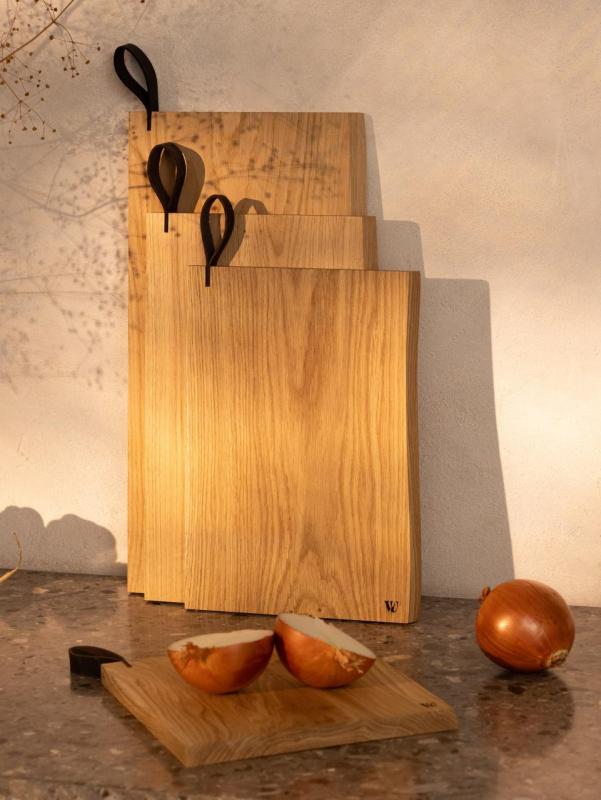 Woodsea Chop-Chop Oak S - Dubová prkénko na krájení 25x24cm s koženou rukojetí 1208971539