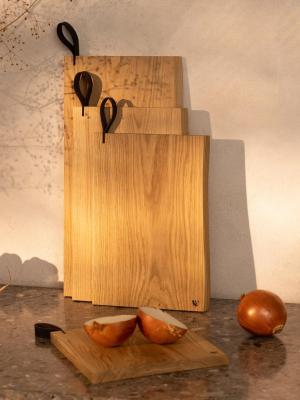 Woodsea Chop-Chop Oak XL - Dubová prkénko na krájení 50x24cm s koženou rukojetí 1208971542