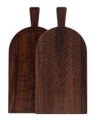 Woodsea Mask Walnut - Výřezová a podávací prkno z ořechového dřeva 38x19 cm 1208971561