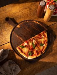 Woodsea Pine Burned - Hořící borovicová pizza deska 47x35 cm 1208971580