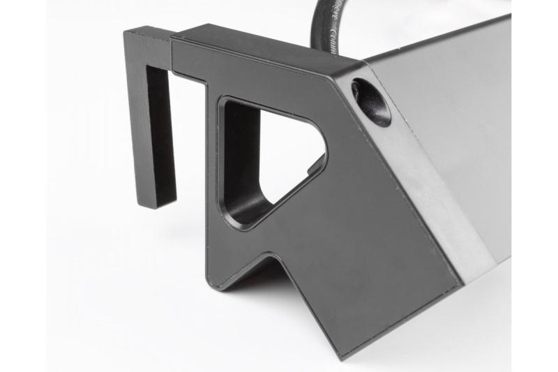 Basco nábytková zásuvka, 3 x zásuvka s uzemněním, USB A+C, 1,5m kabel, černá s montáží