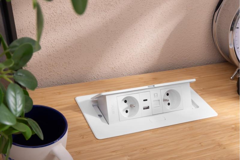 MULTISOFT Nábytková zásuvka 2x zásuvka s uzemněním, USB A+C, RJ45, napájecí kabel s vidlicí, bílá