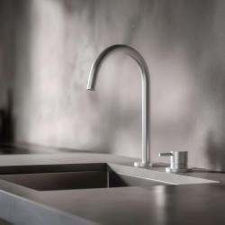 Pure.Sink Luxion 2otvorová masivní nerezová kuchyňská baterie s kulatým výtokem PLX2HR-02