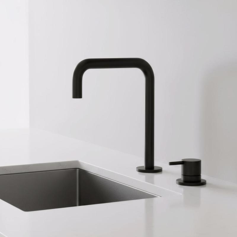 Pure.Sink Luxion 2otvorová matná černá kuchyňská baterie s výtokem ve tvaru U PLX2HU-10